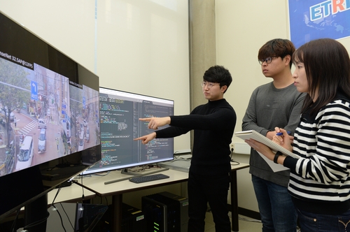ETRI 연구진이 공개한 인공지능 '딥뷰' 기술